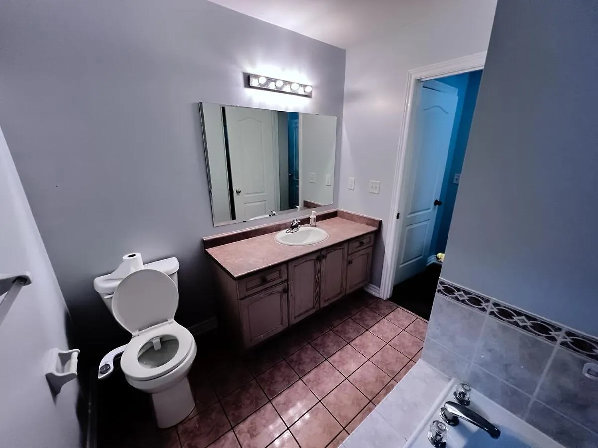 Holiday home Cozy & Modern Retreat Villa Mississauga